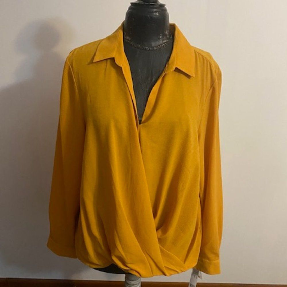 Zac & Rachel Sun Squash Faux wrap front V-neck top, size XL
